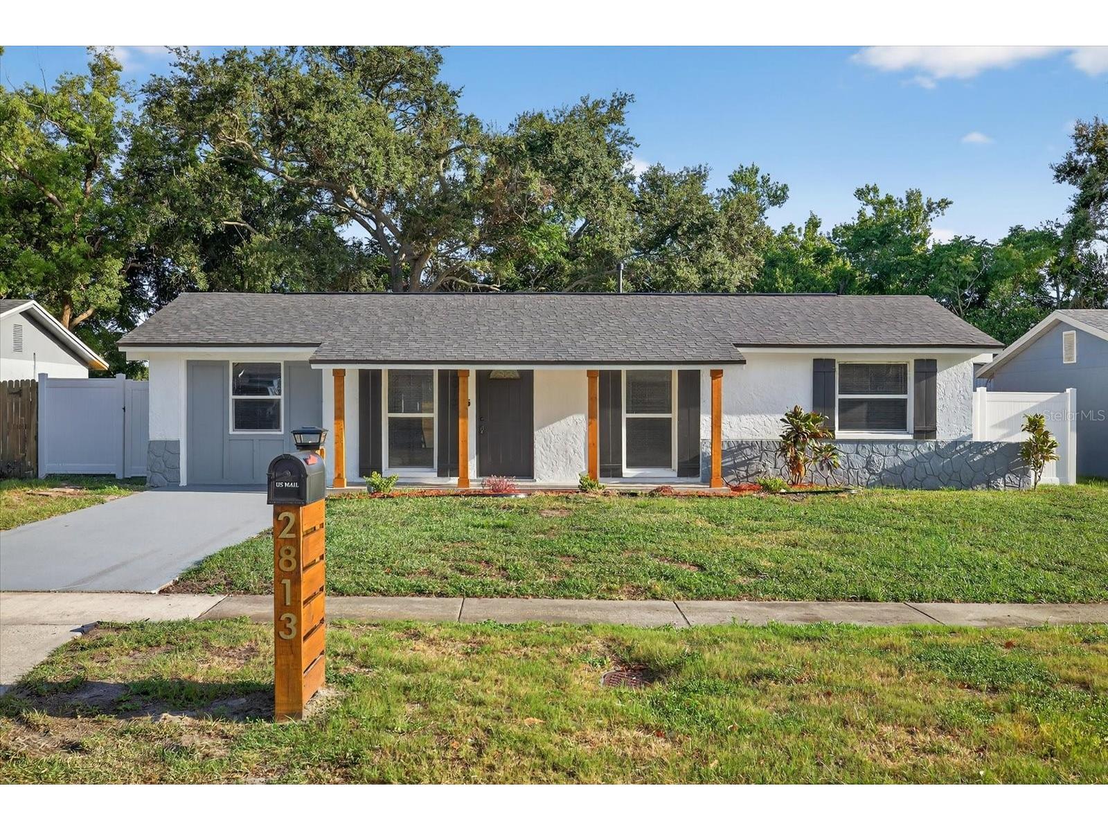 2813 Candlewood Street Clearwater FL 33759 TB8478817 image1