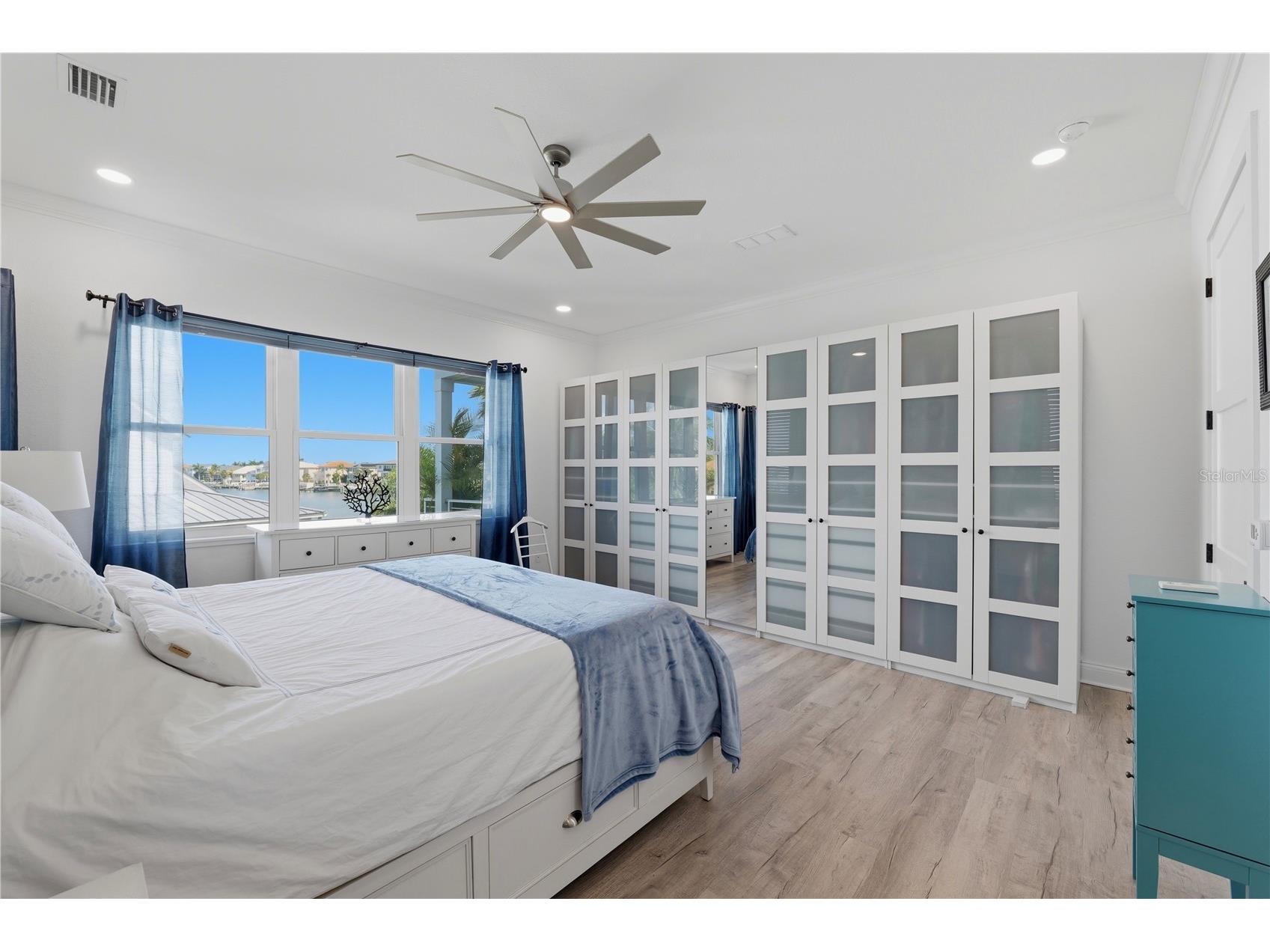 2813 Kipps Colony Drive S Gulfport FL 33707 TB8496341 image31
