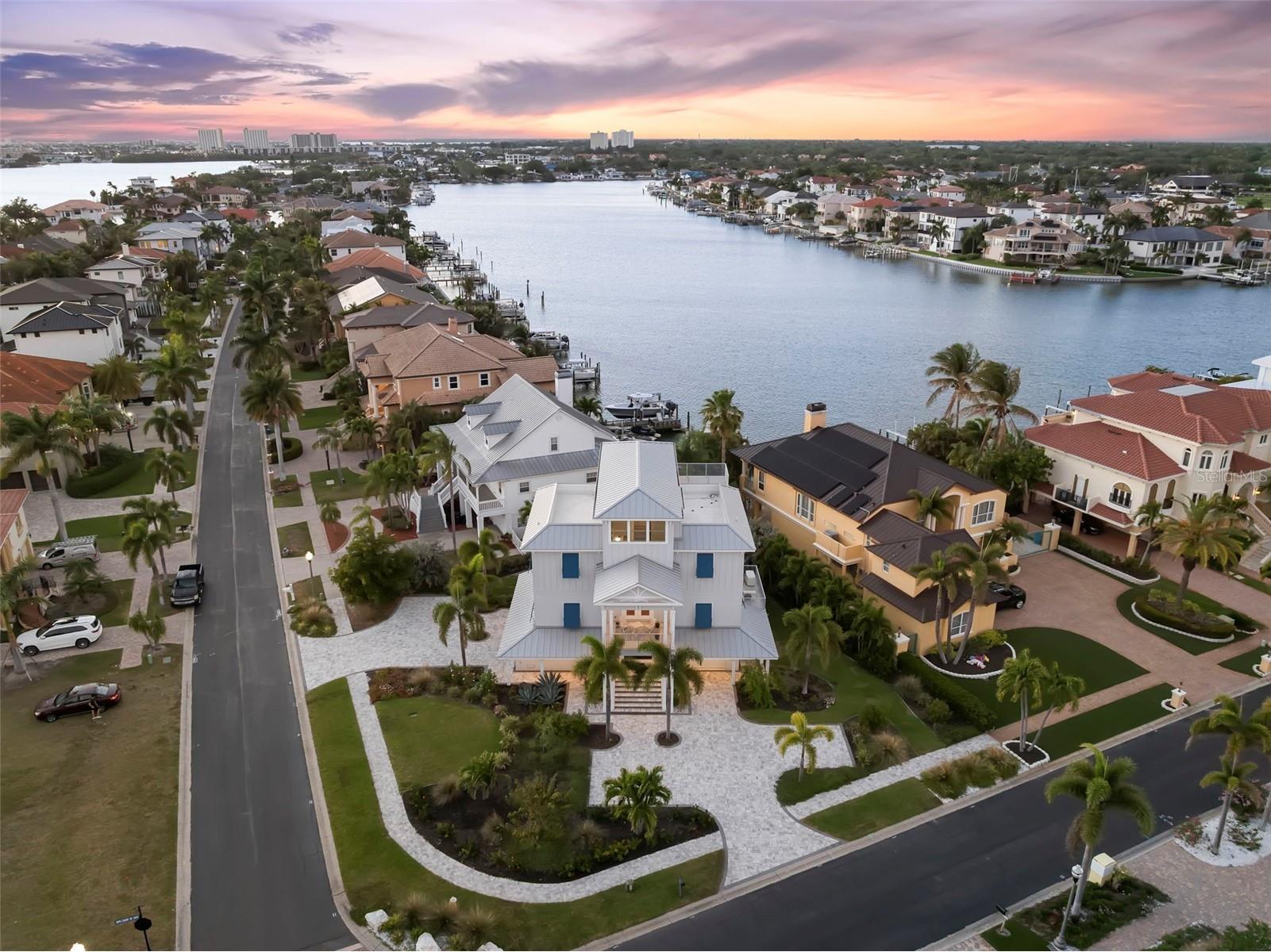 2813 Kipps Colony Drive S Gulfport FL 33707 TB8496341 image69