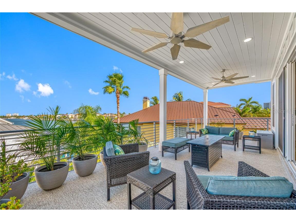 2813 Kipps Colony Drive S Saint Petersburg FL 33707 TB8439677 image10