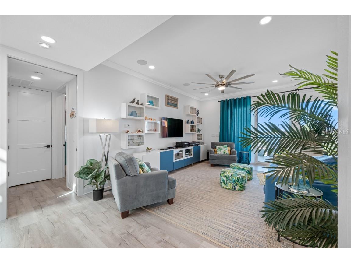 2813 Kipps Colony Drive S Saint Petersburg FL 33707 TB8439677 image13