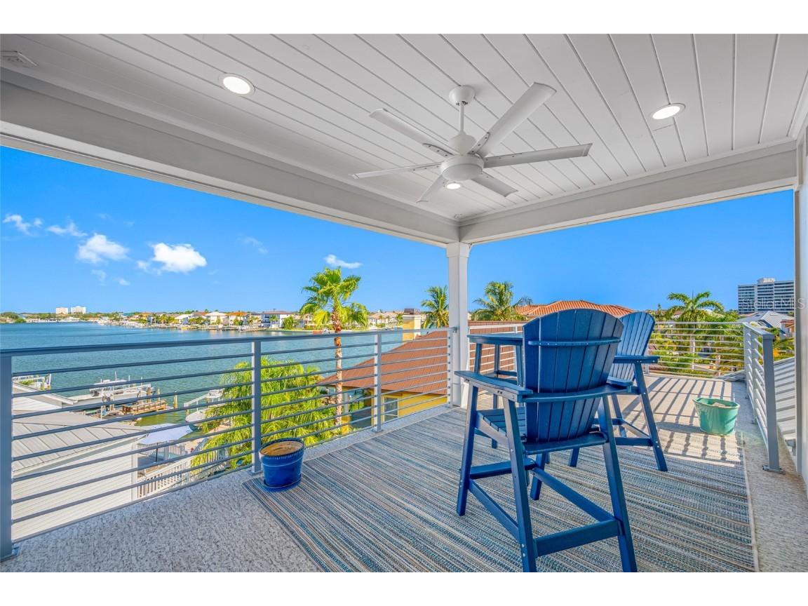 2813 Kipps Colony Drive S Saint Petersburg FL 33707 TB8439677 image2