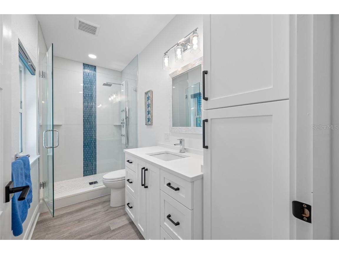 2813 Kipps Colony Drive S Saint Petersburg FL 33707 TB8439677 image39