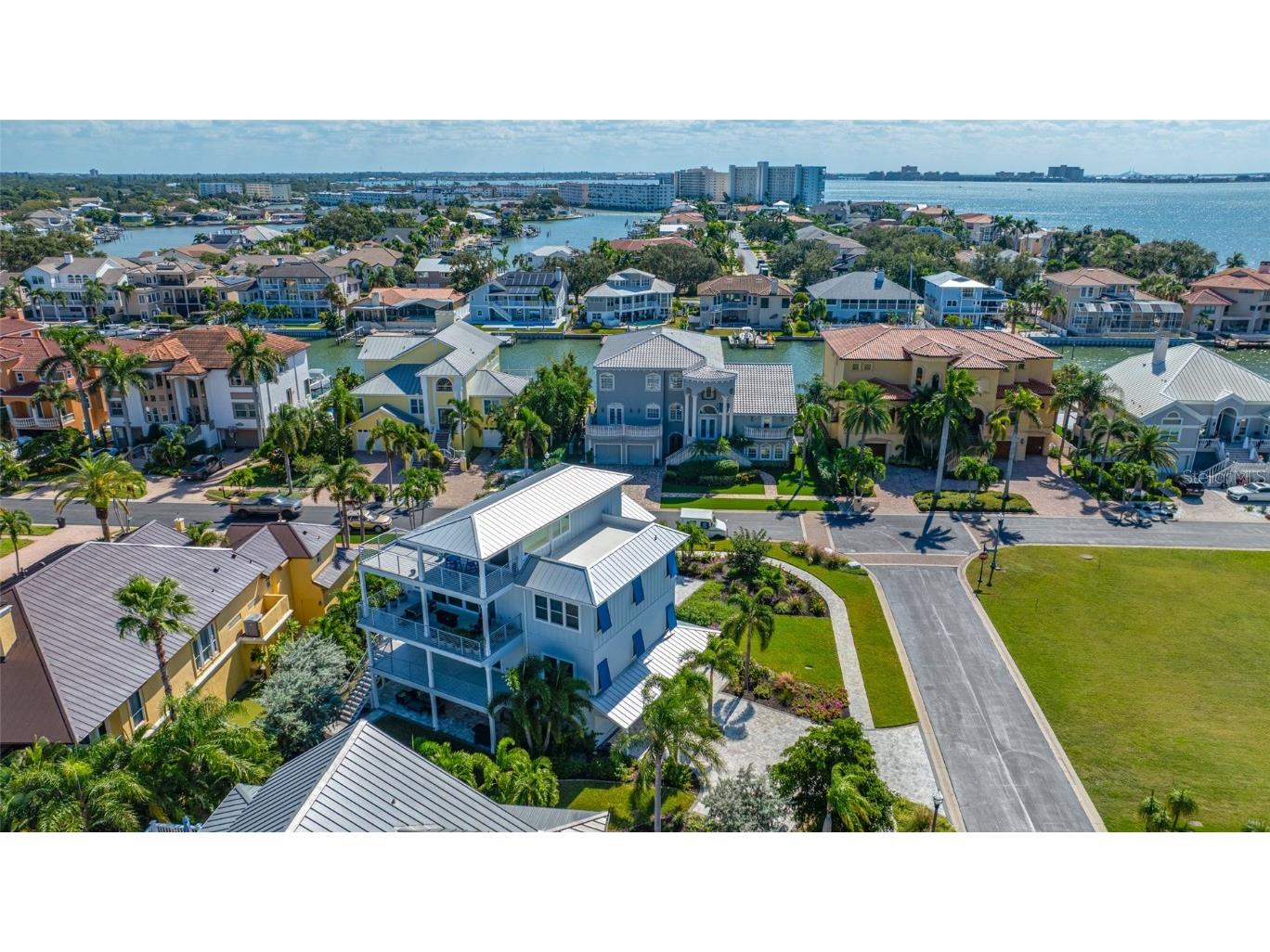 2813 Kipps Colony Drive S Saint Petersburg FL 33707 TB8439677 image68