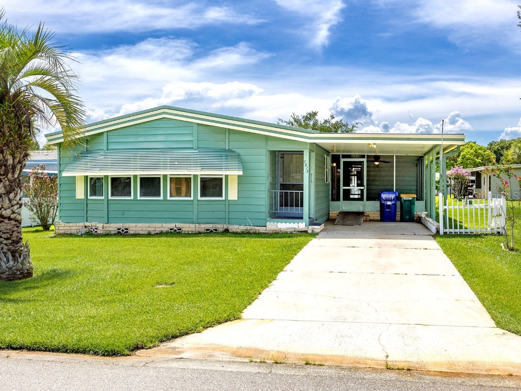 2813 Manatee Drive Tavares FL 32778 G5071543 image1