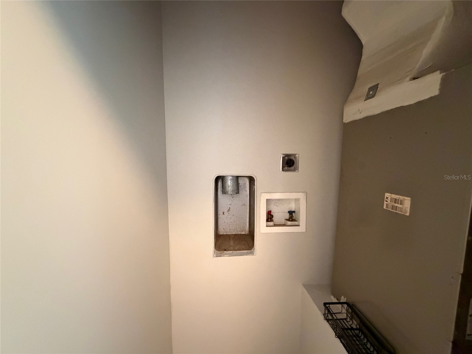 2813 N Morgan Street #A Tampa FL 33602 TB8498745 image6