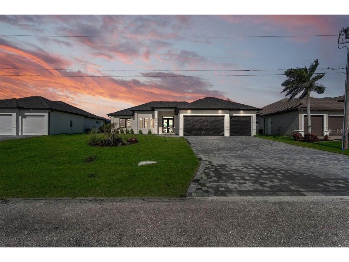 2813 NW 41st Avenue Cape Coral FL 33993 TB8380051 image1