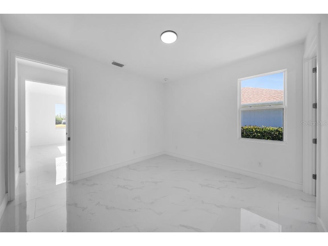 2813 NW 41st Avenue Cape Coral FL 33993 TB8380051 image44