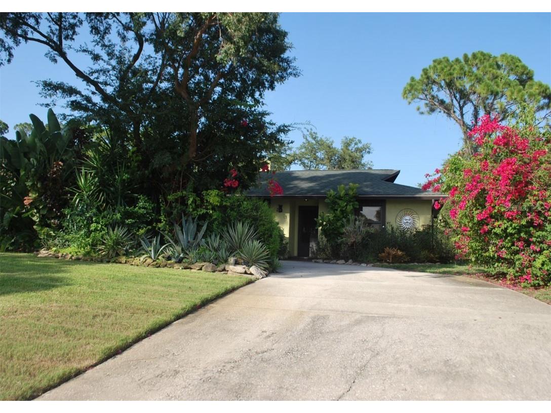 2813 Sabal Palm Drive Edgewater FL 32141 NS1085349 image1