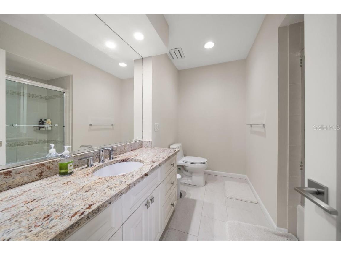 2813 W Hawthorne Road #2813 Tampa FL 33611 TB8430788 image22