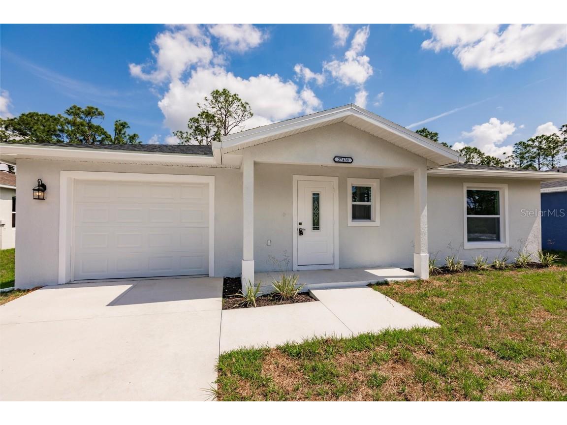 28131 Laurelwood Drive Punta Gorda FL 33955 C7512964 image1