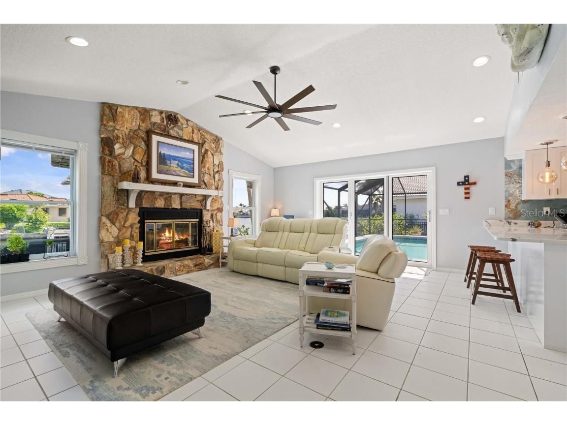 2814 La Mancha Court Punta Gorda FL 33950 C7511421 image3