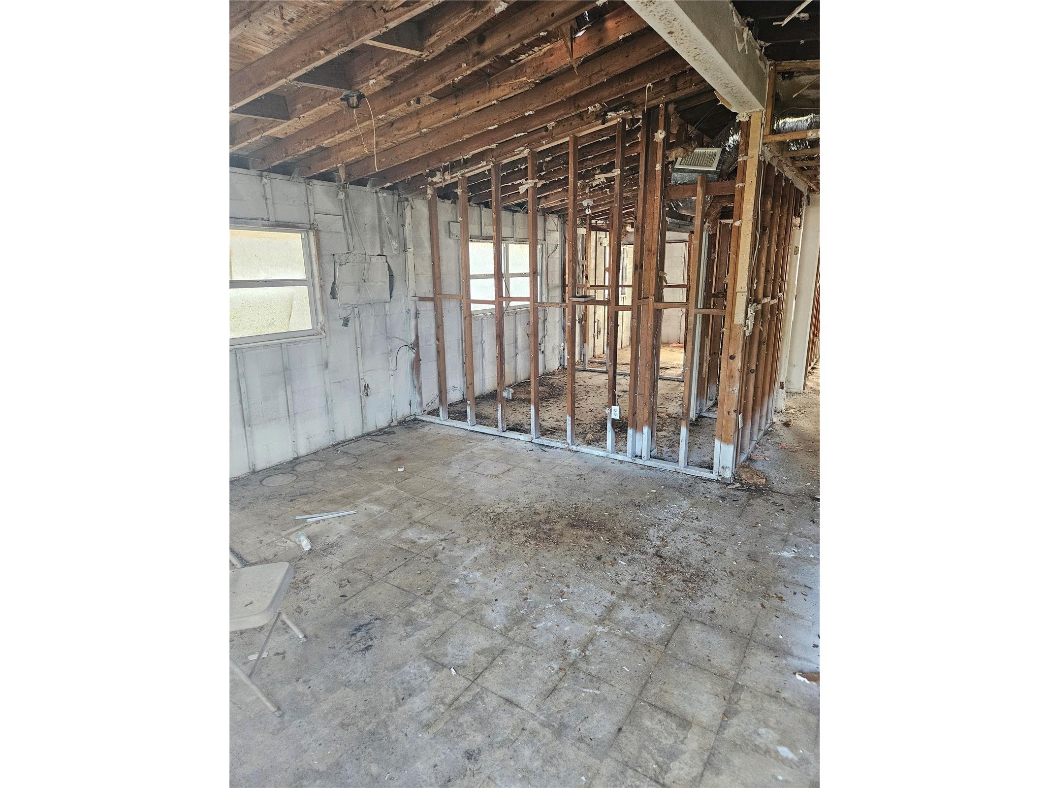 2814 Palmadelia Avenue Sarasota FL 34234 A4692842 image3