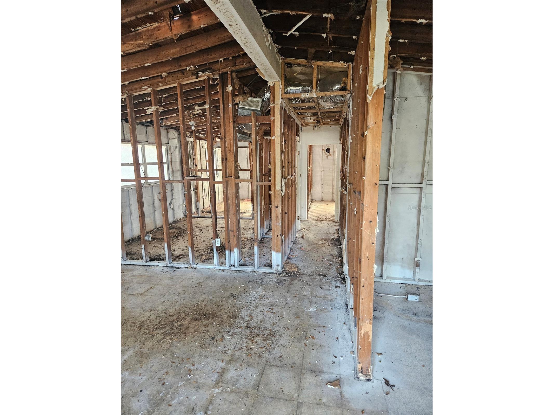2814 Palmadelia Avenue Sarasota FL 34234 A4692842 image4