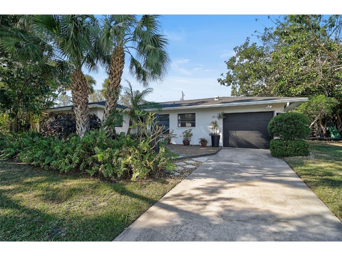 2814 Suncrest Drive Sarasota FL 34239 A4633516 image1