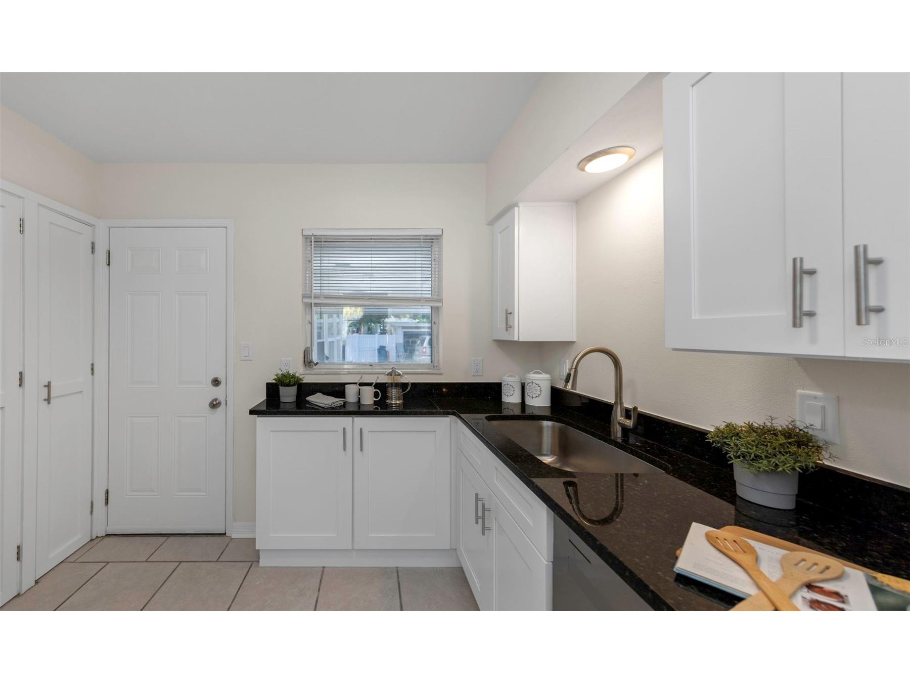 2814 Tifton Street S Gulfport FL 33711 TB8526424 image26