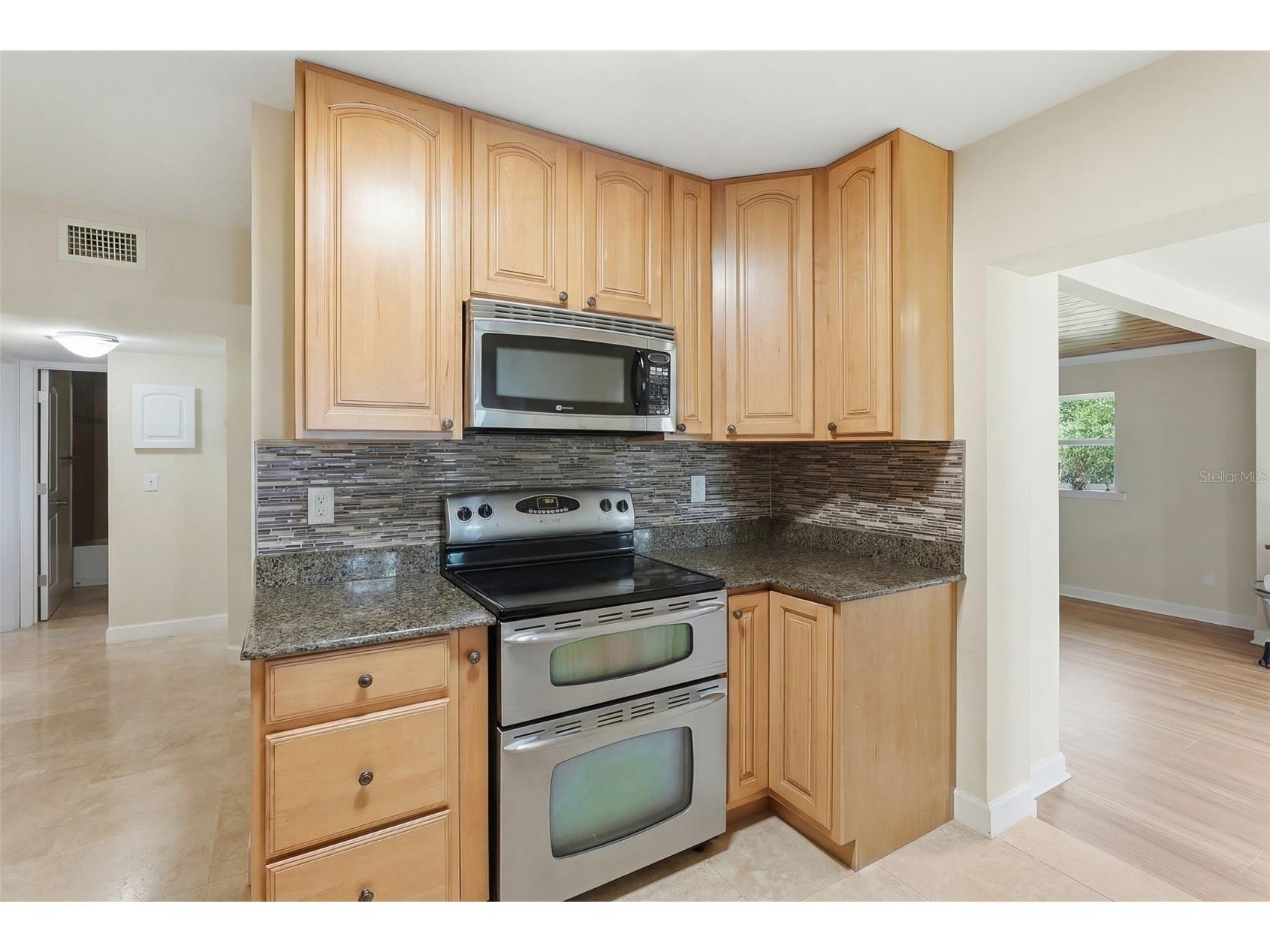 2814 W Humphrey Street Tampa FL 33614 TB8465409 image18