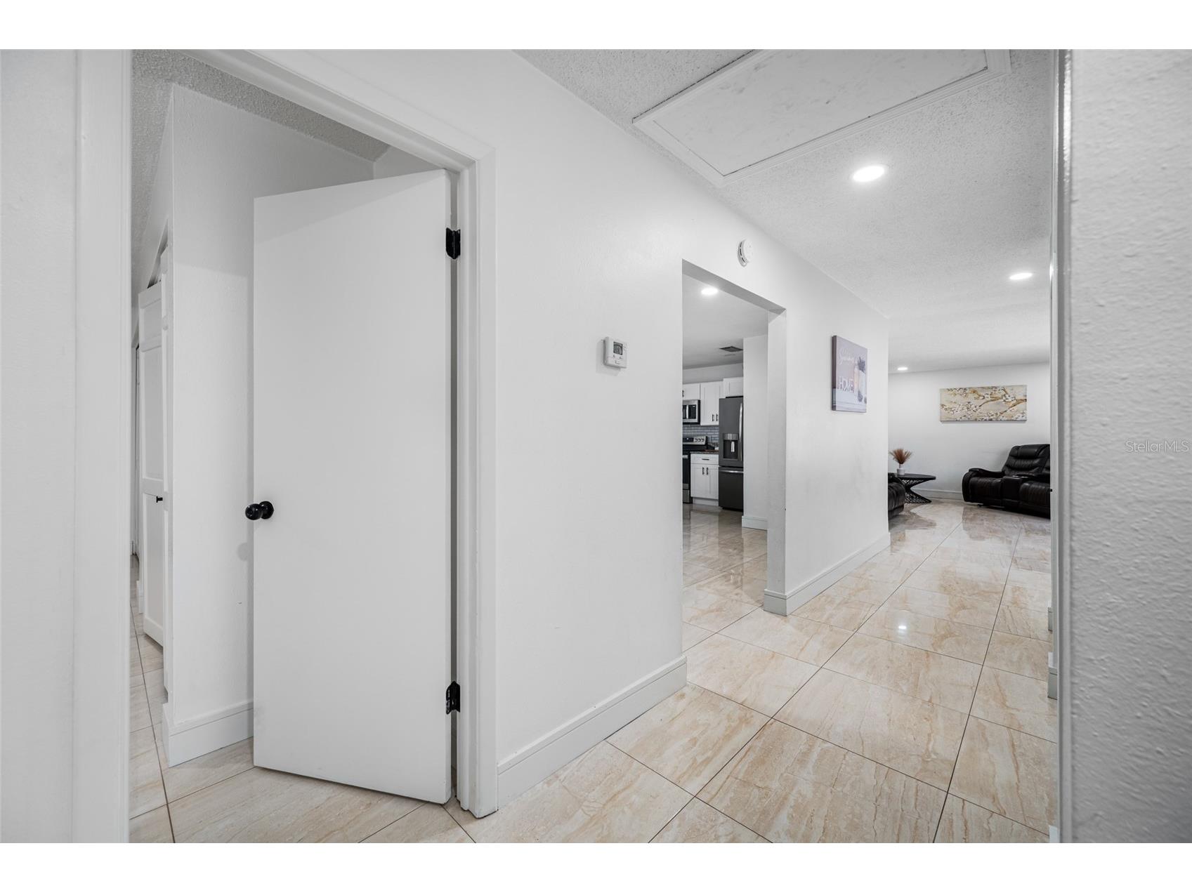2814 W Powhatan Avenue Tampa FL 33614 TB8484350 image28