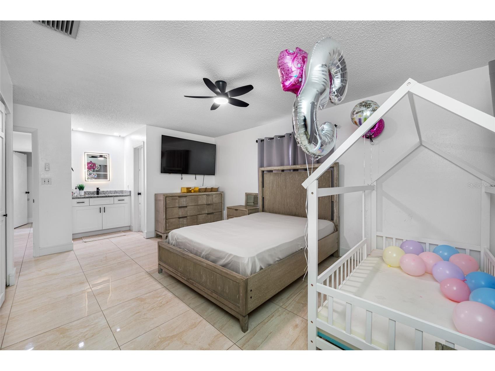 2814 W Powhatan Avenue Tampa FL 33614 TB8484350 image35