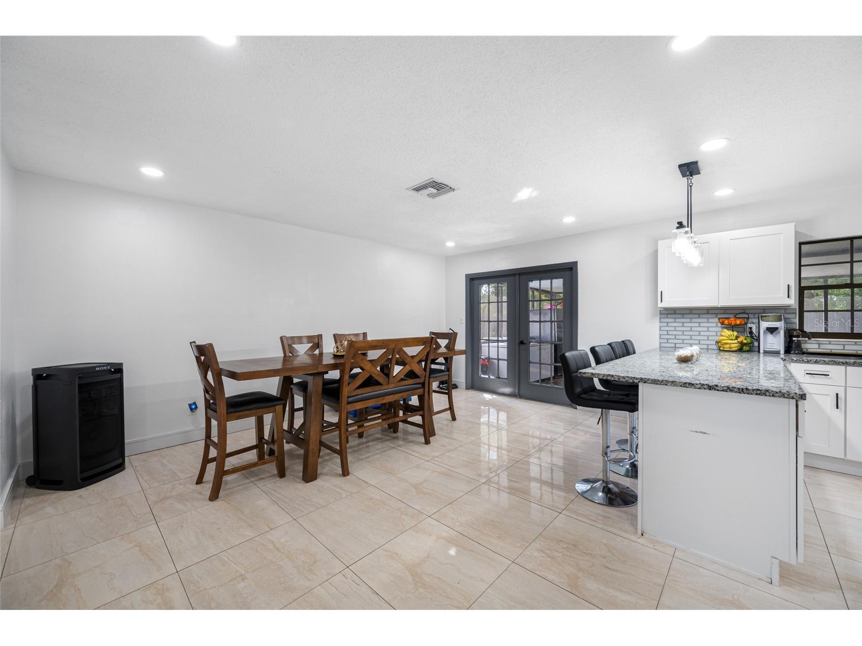 2814 W Powhatan Avenue Tampa FL 33614 TB8484350 image38