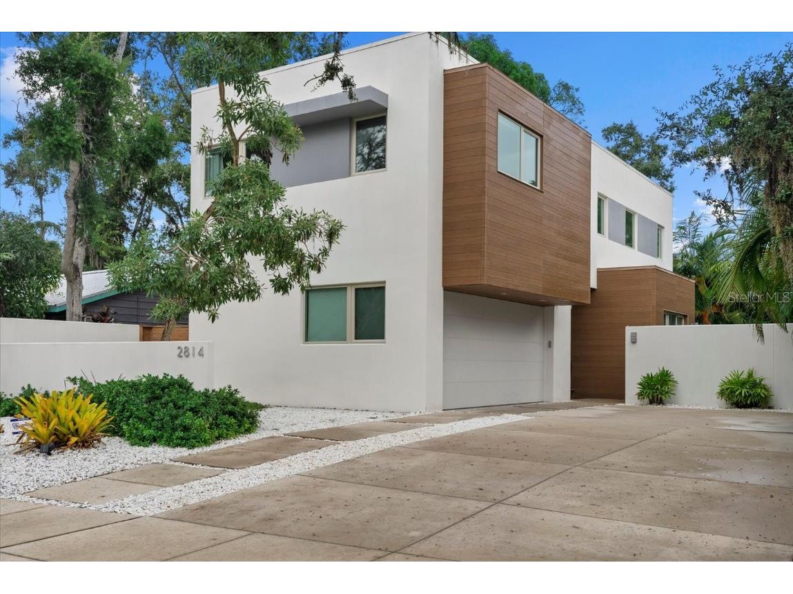 2814 W Tamiami Circle Sarasota FL 34234 A4658986 image1