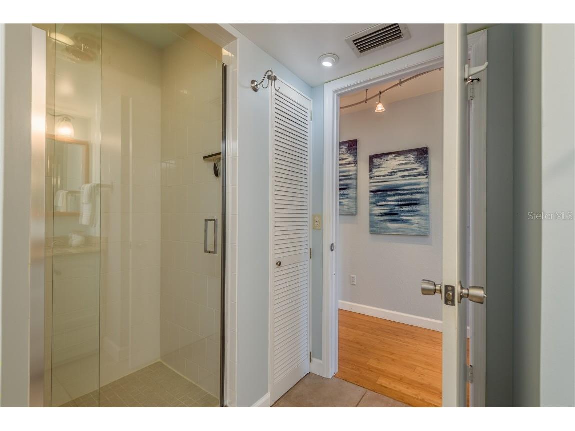 2815 45th Street S Gulfport FL 33711 TB8426301 image27