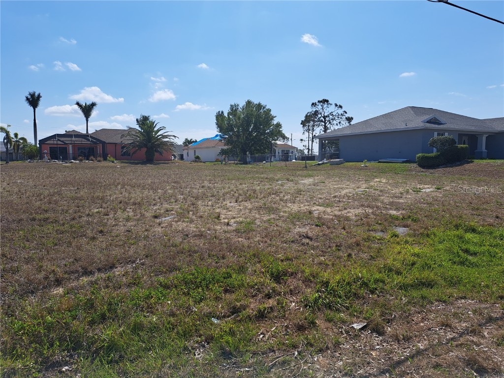 2815 El Dorado Boulevard N Cape Coral FL 33993 C7473505 image1