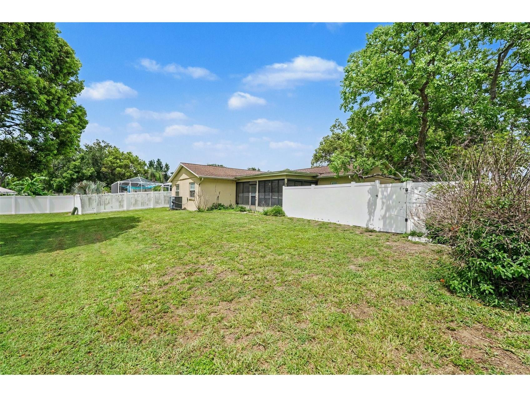 2815 Linden Tree Street Seffner FL 33584 TB8523802 image25