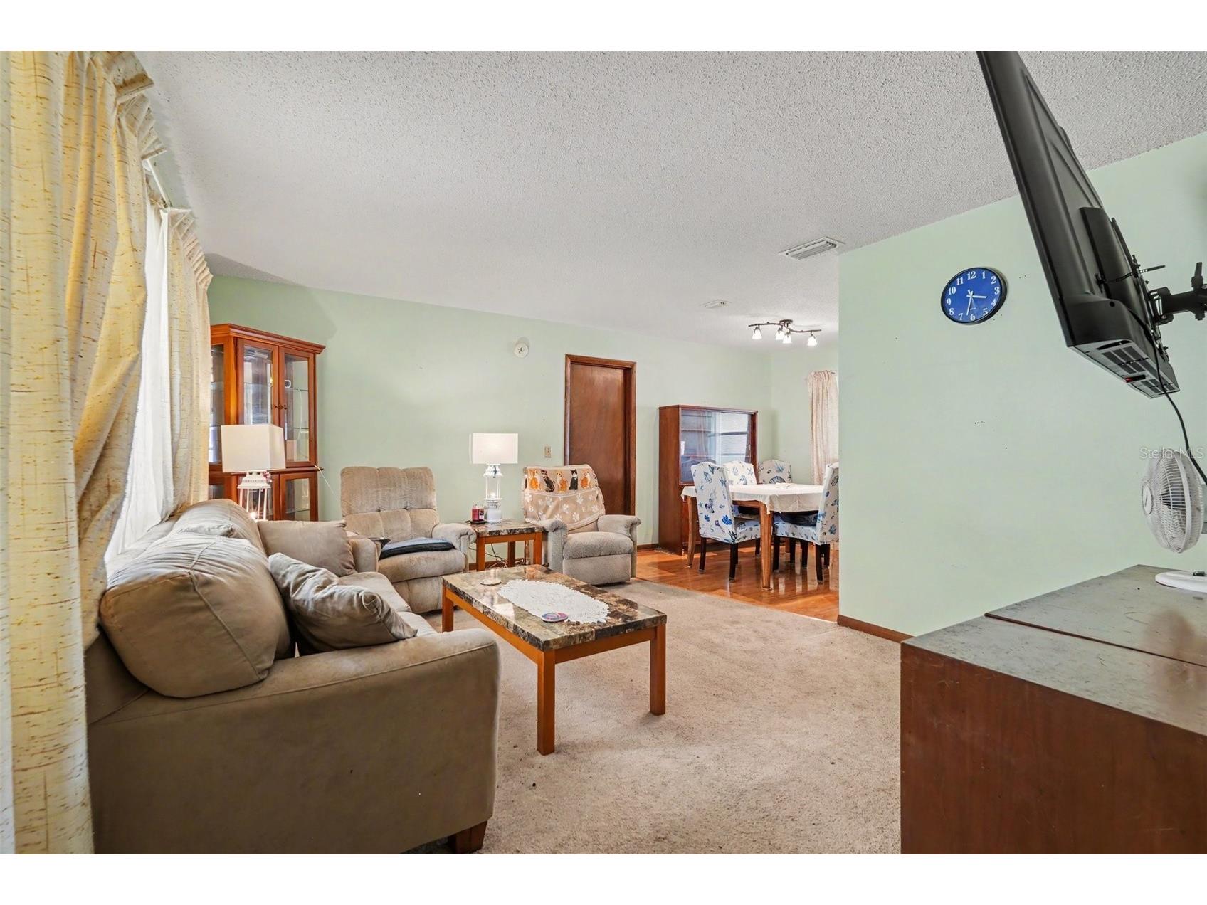 2815 Linden Tree Street Seffner FL 33584 TB8523802 image5