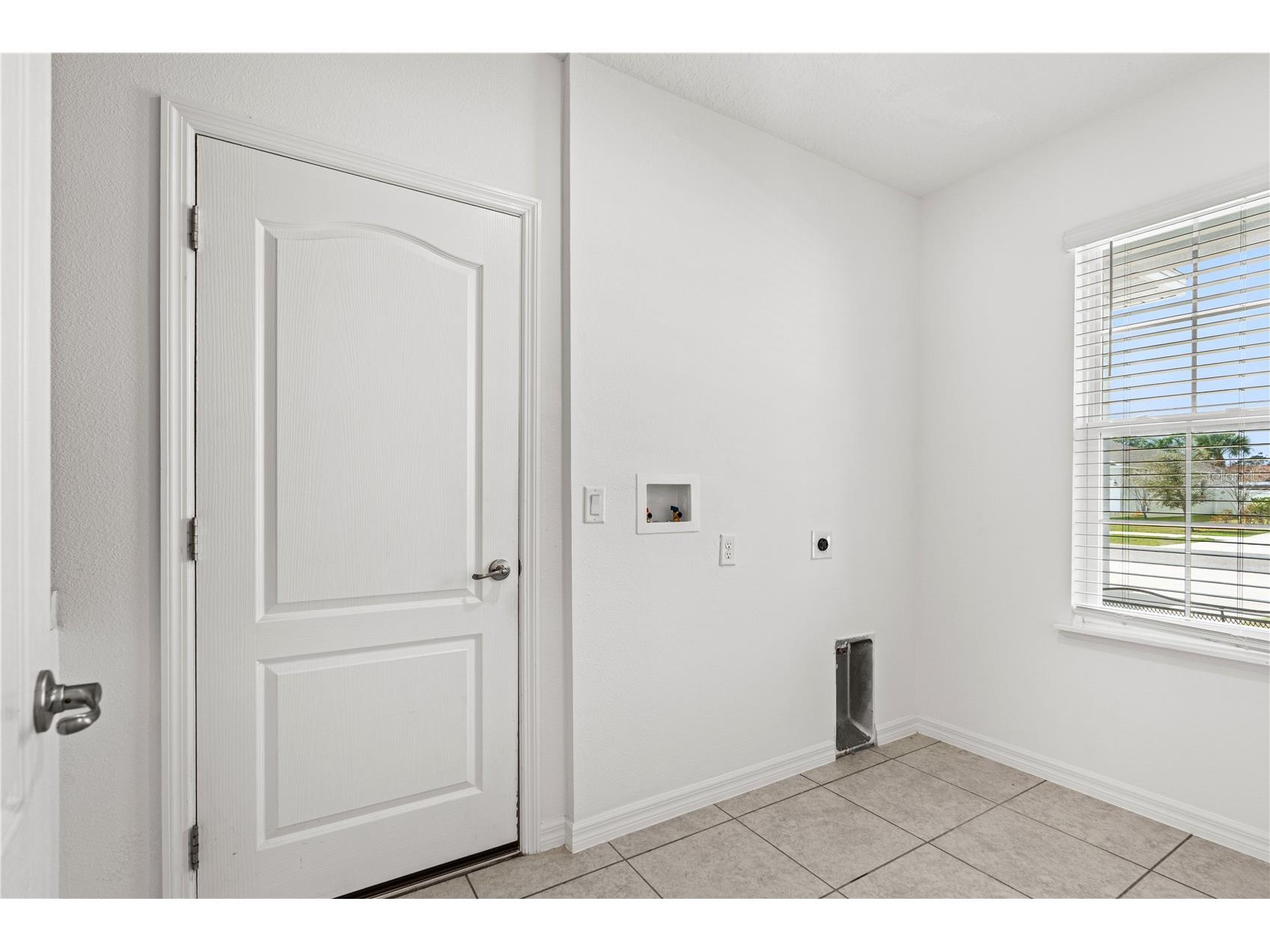2815 Westwood Avenue New Smyrna Beach FL 32168 FC312400 image35
