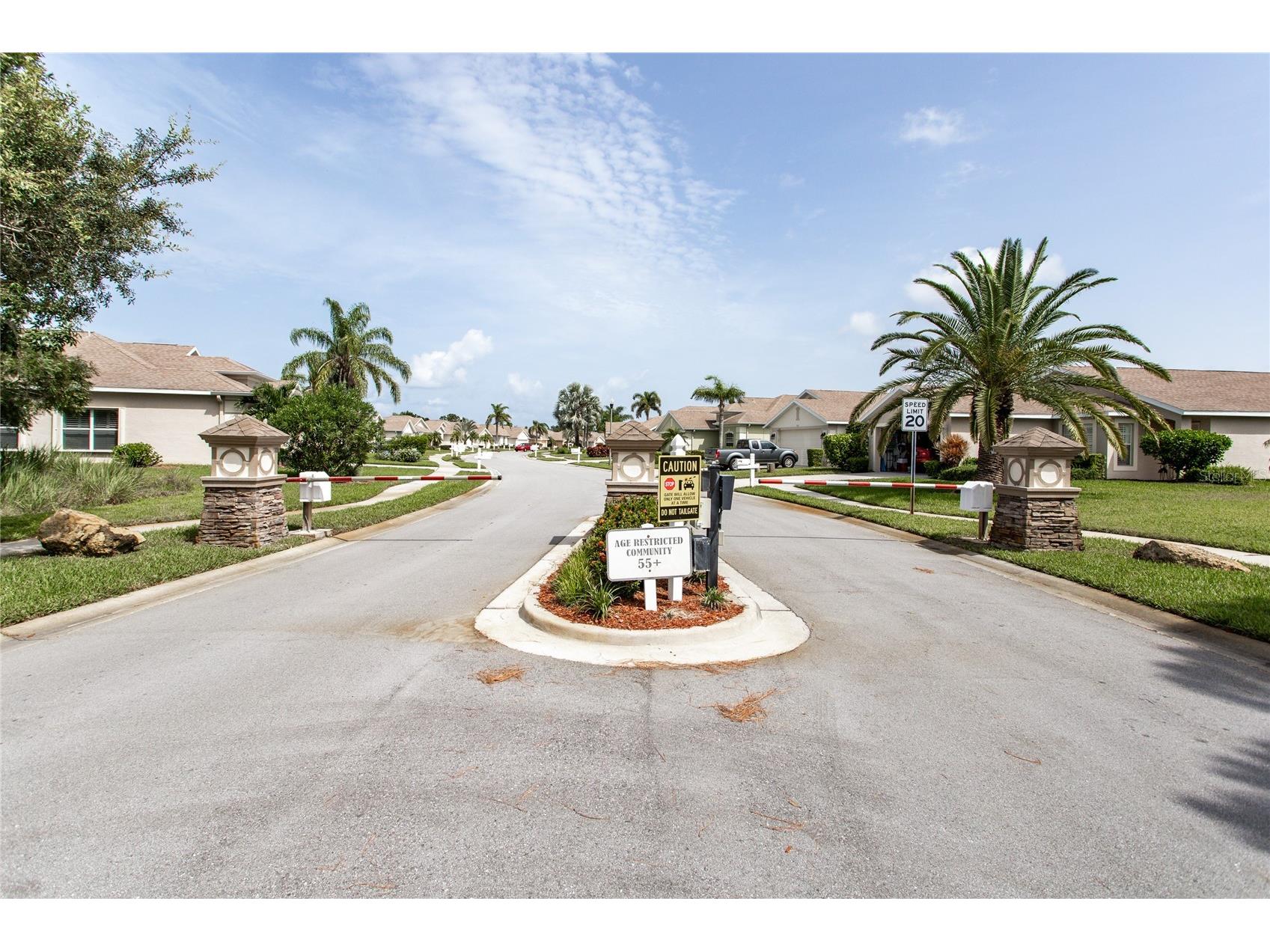 2815 Wood Pointe Drive Holiday FL 34691 TB8499477 image65