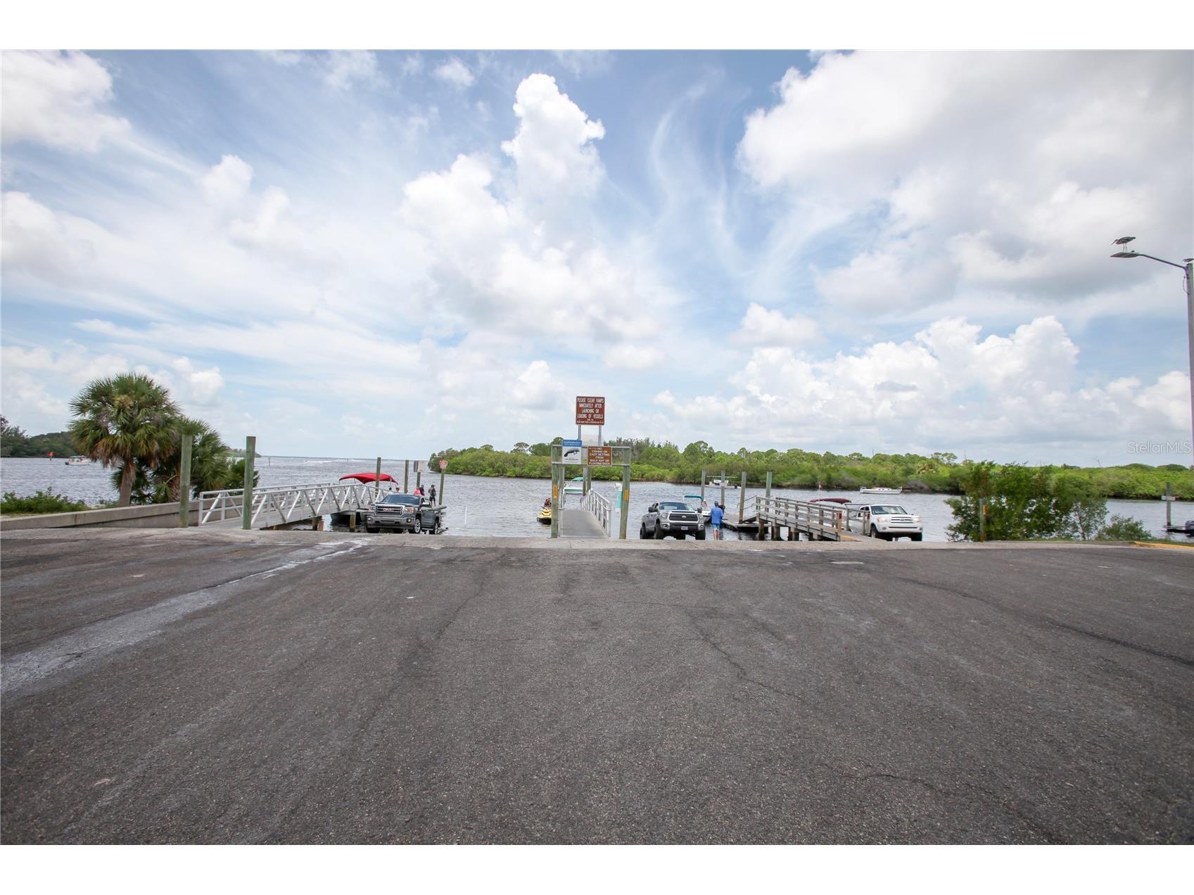 2815 Wood Pointe Drive Holiday FL 34691 TB8499477 image88
