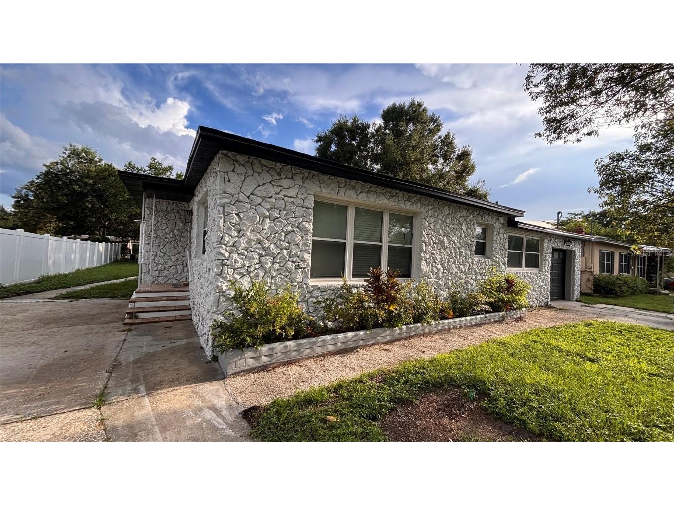 2816 Hargill Drive Orlando FL 32806 O6339485 image1