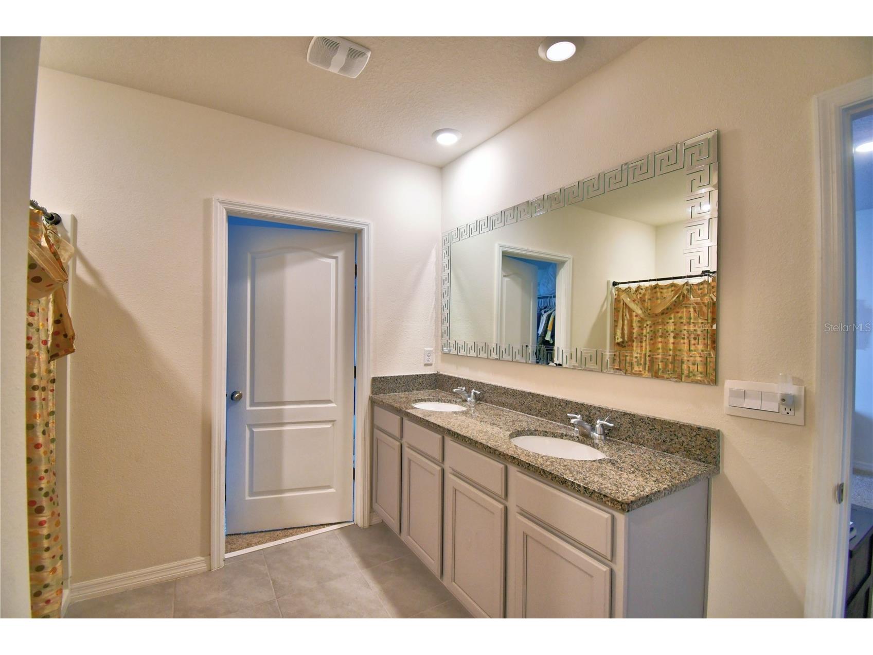 2816 Ivy Lake Court Lakeland FL 33811 L4950519 image32