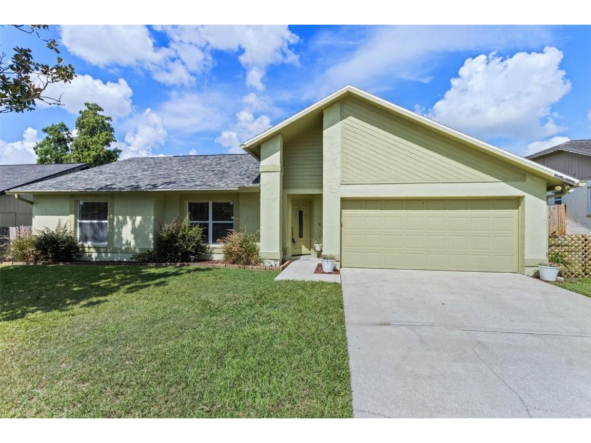 2816 Manor Hill Drive Brandon FL 33511 TB8384683 image1
