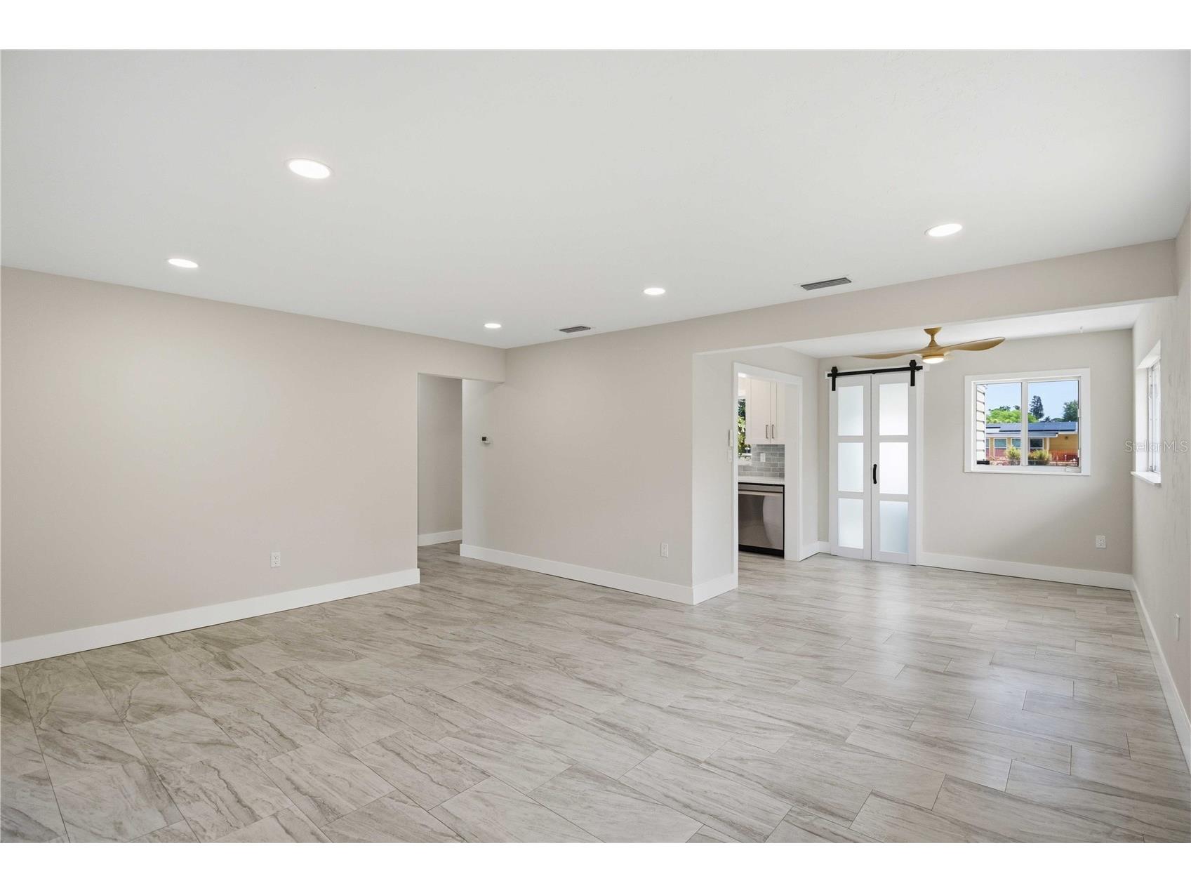 2816 Michigan Street Sarasota FL 34237 A4689787 image10
