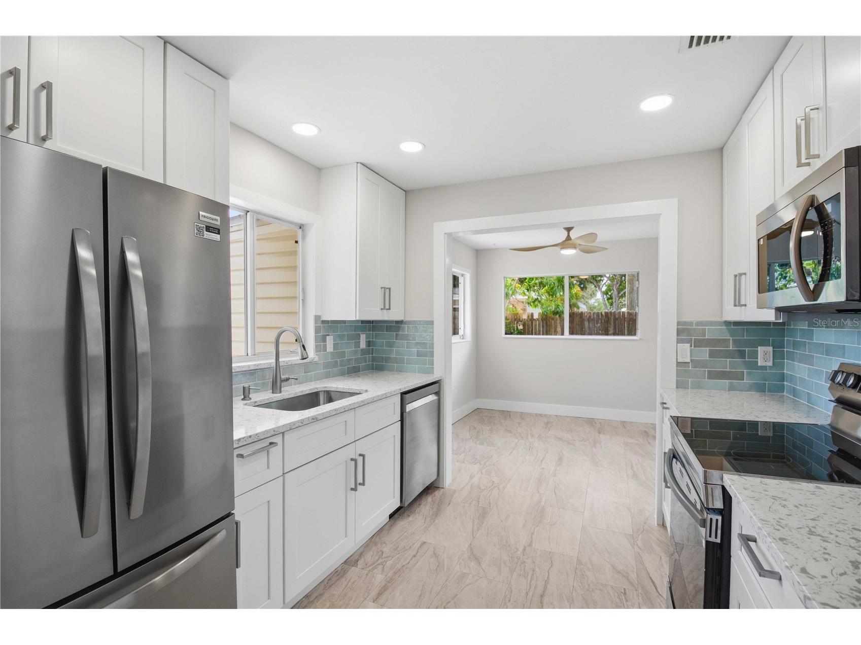 2816 Michigan Street Sarasota FL 34237 A4689787 image17