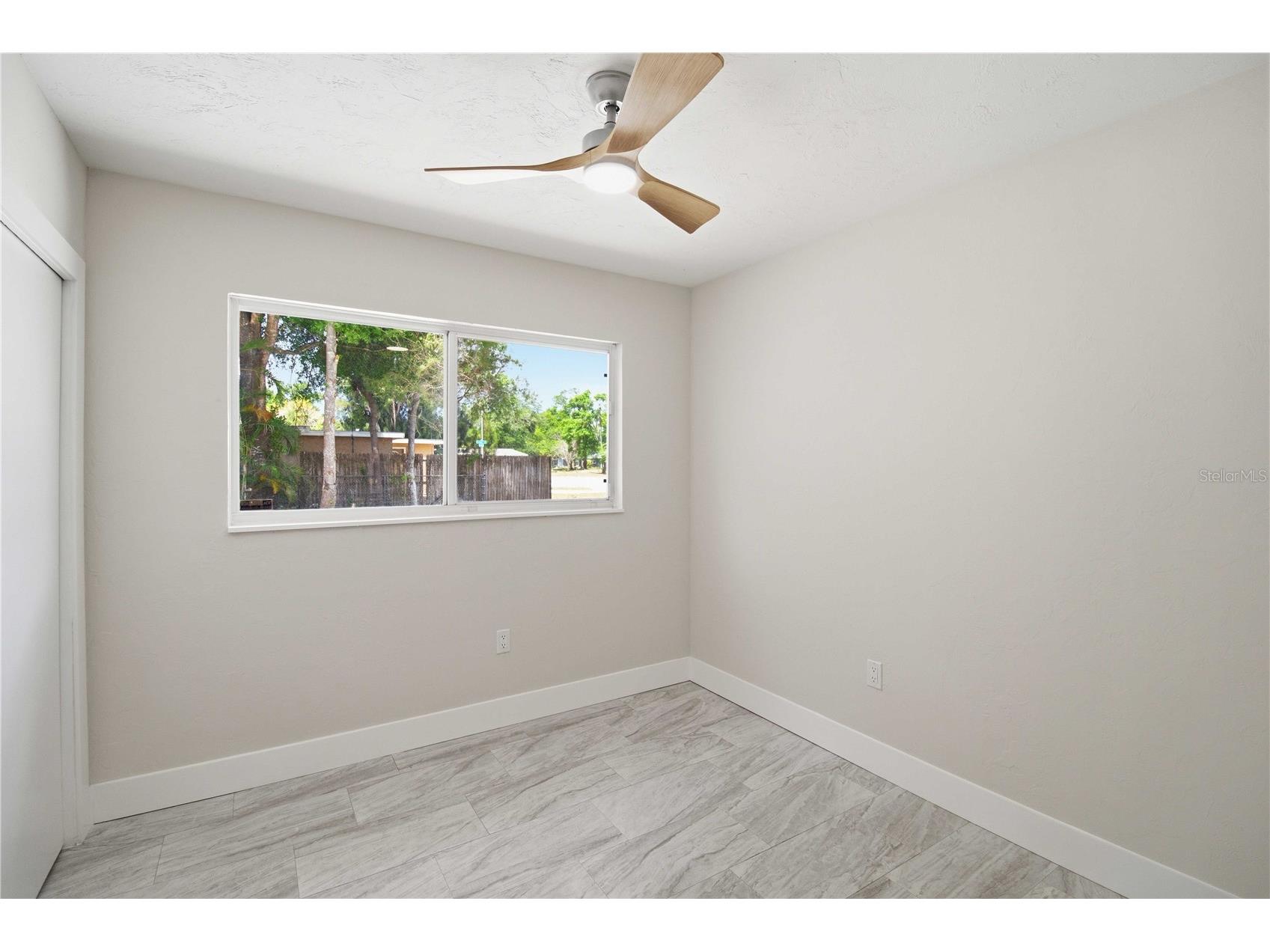2816 Michigan Street Sarasota FL 34237 A4689787 image20