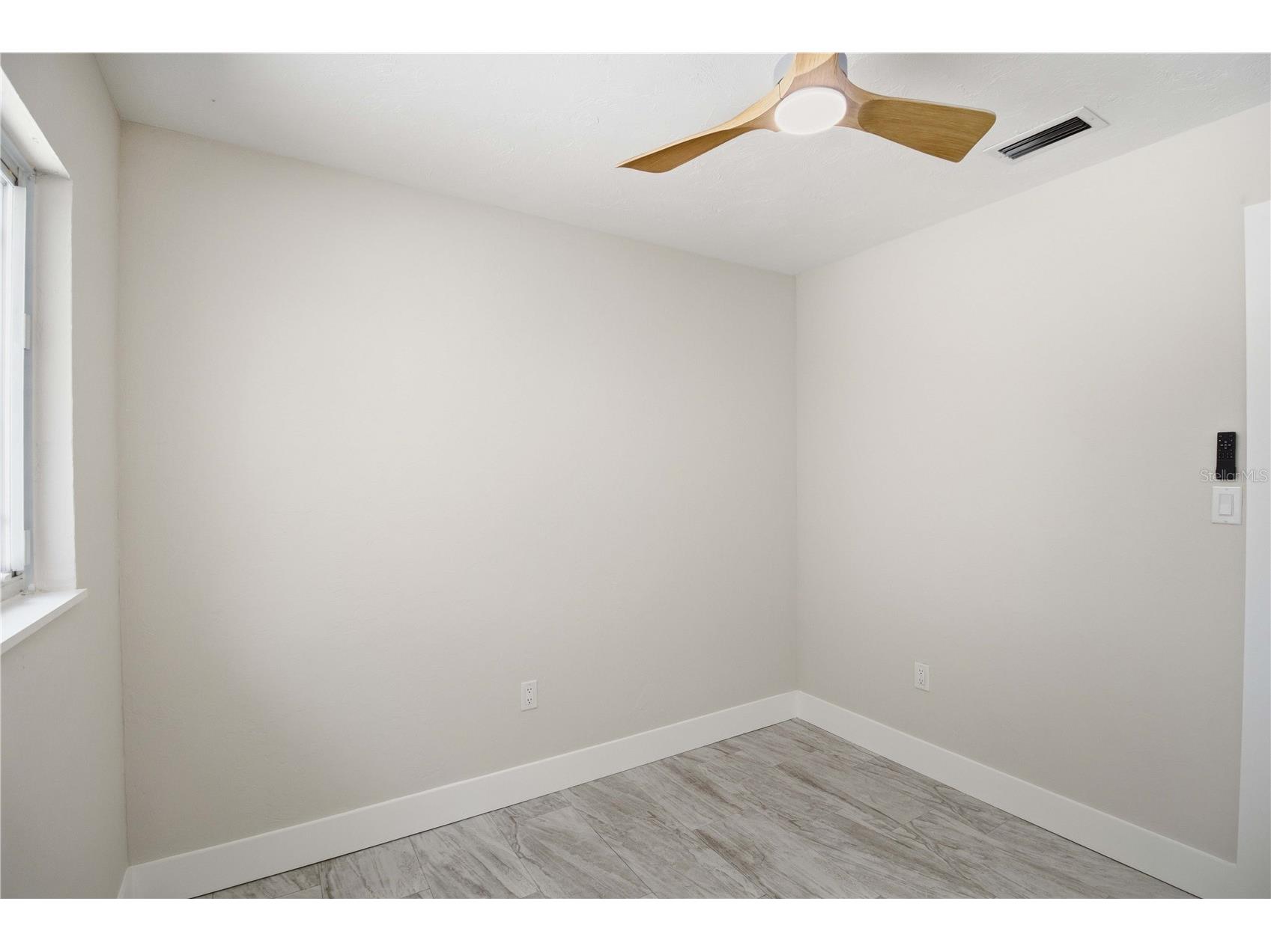 2816 Michigan Street Sarasota FL 34237 A4689787 image22