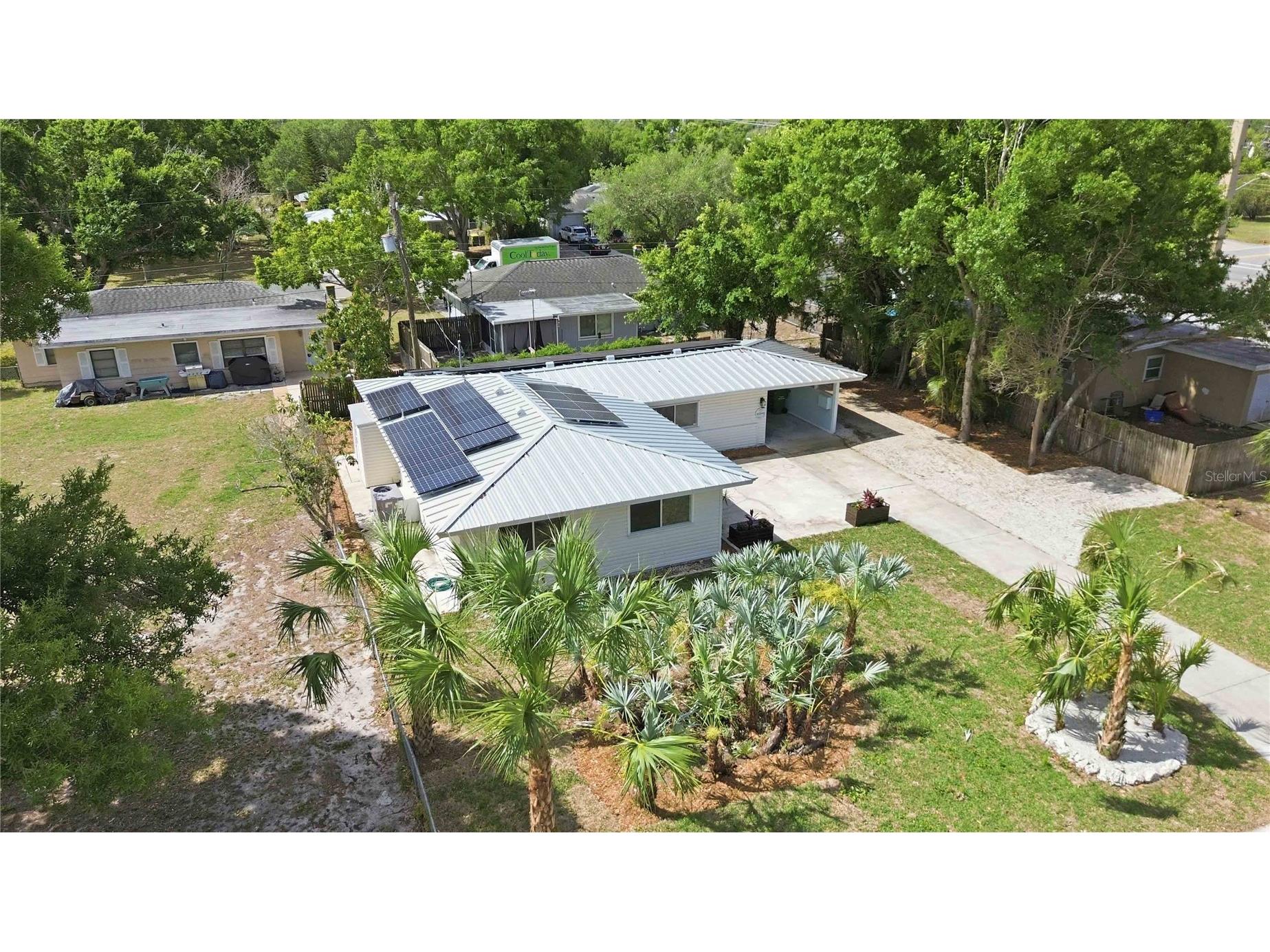 2816 Michigan Street Sarasota FL 34237 A4689787 image30