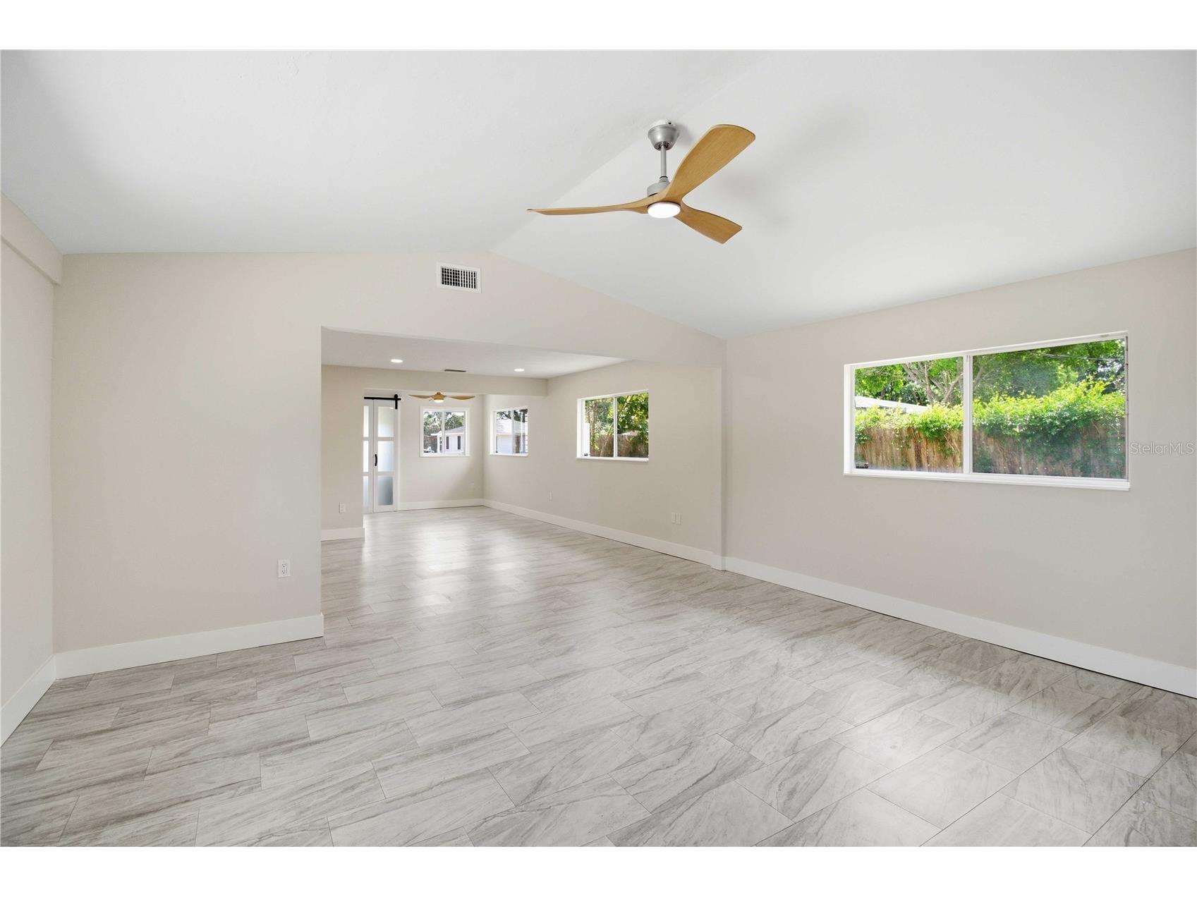 2816 Michigan Street Sarasota FL 34237 A4689787 image6