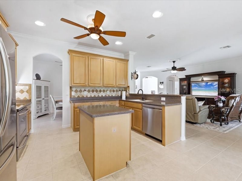 2816 Suncoast Lakes Boulevard Port Charlotte FL 33980 - SUNCOAST LAKES C7526783 image4