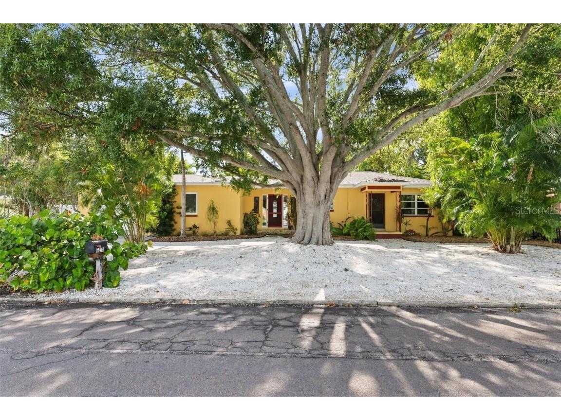 2817 46th Street S Gulfport FL 33711 - CLAM BAYOU U8209008 image1