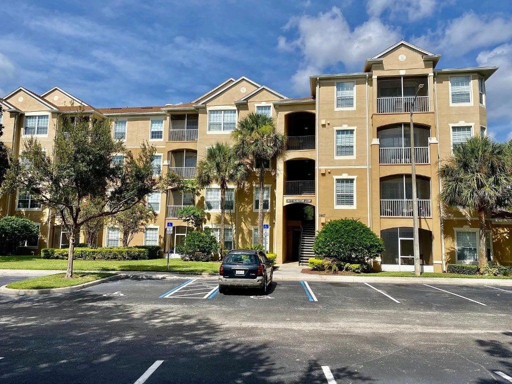 2817 Almaton Loop #405 Kissimmee FL 34747 O6120475 image1