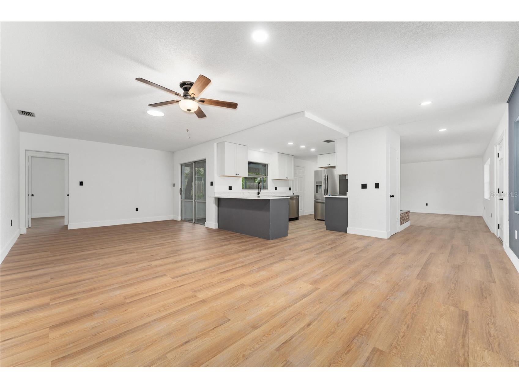 2817 Arrow Lane Orlando FL 32808 O6414064 image6