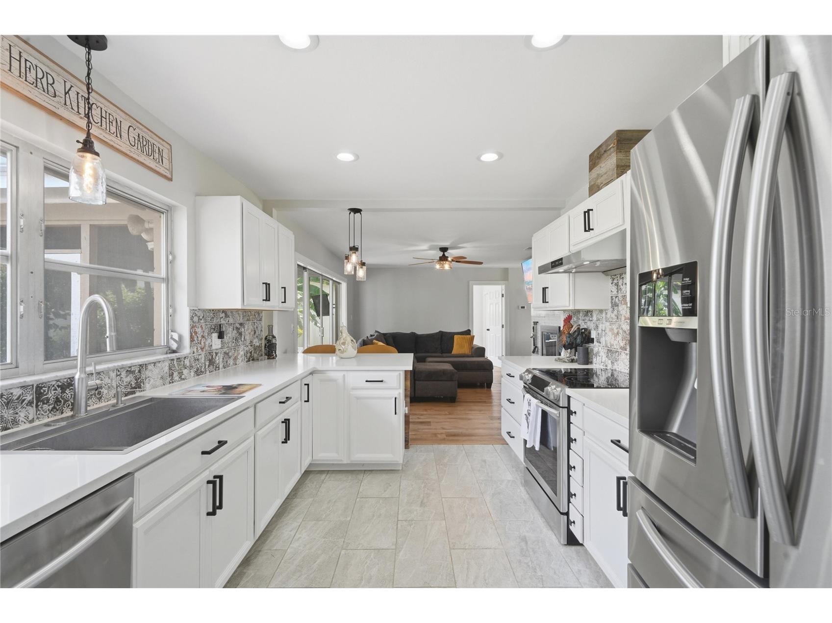 2817 Flowertree Road Orlando FL 32812 O6417678 image12