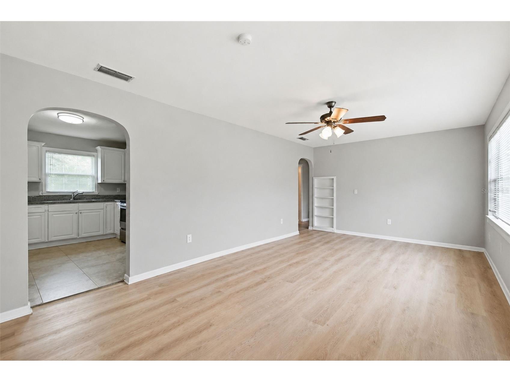 2817 Hawthorne Street Sarasota FL 34239 O6413863 image15
