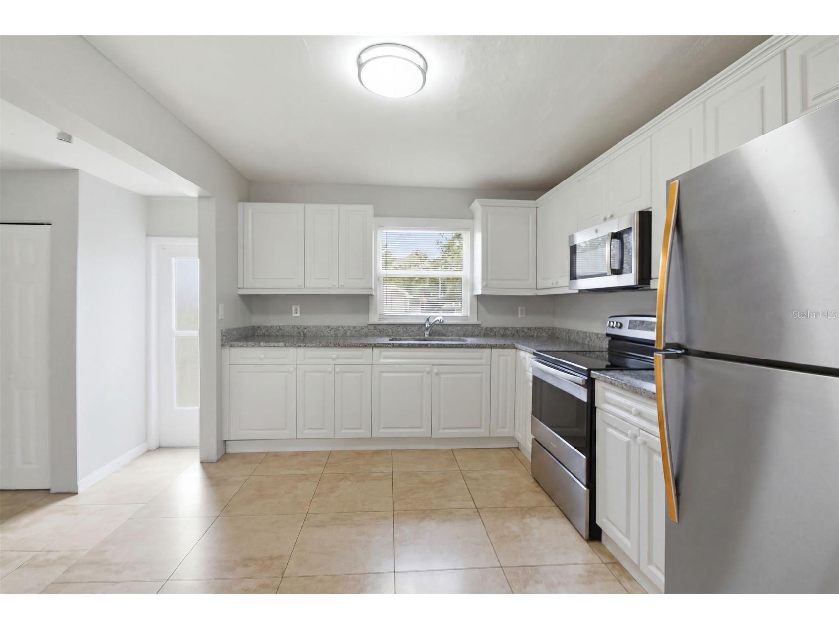 2817 Hawthorne Street Sarasota FL 34239 O6413863 image16