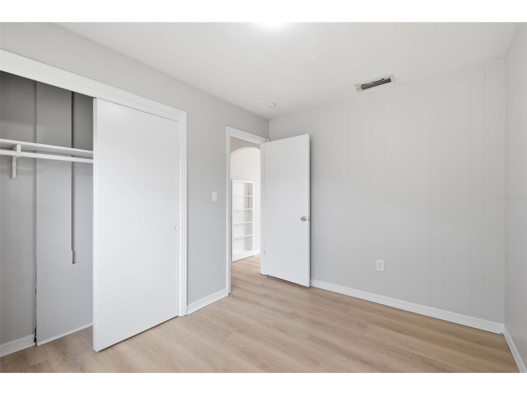 2817 Hawthorne Street Sarasota FL 34239 O6413863 image32
