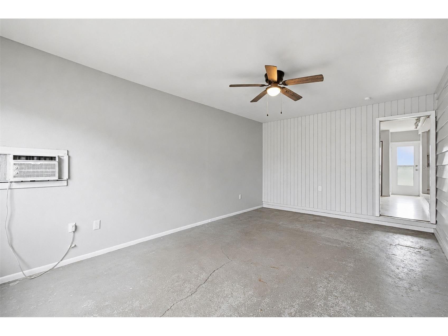 2817 Hawthorne Street Sarasota FL 34239 O6413863 image35
